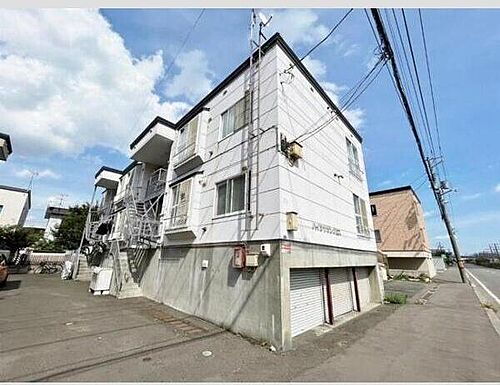 北海道札幌市白石区菊水元町一条４丁目 3階建 築30年8ヶ月