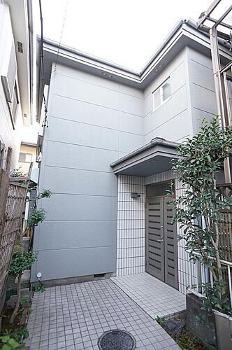 緑町貸家