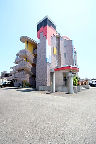 ベル・エポック２１ 4階建