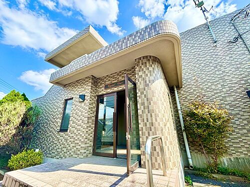 Ｃｒｙｓｔａｌ　Ｃｏｕｒｔ