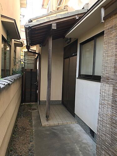 京都府京都市山科区御陵荒巻町 賃貸一戸建て