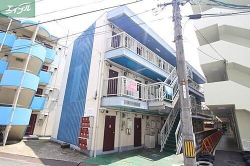 岡山県岡山市北区南方４丁目 3階建