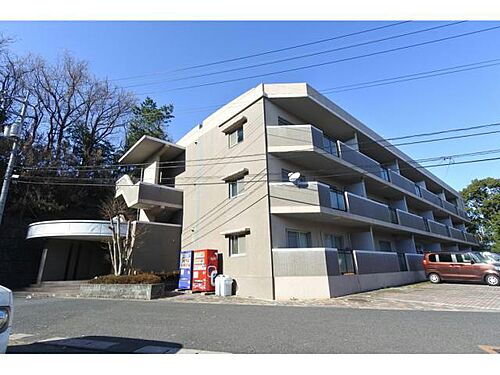 コーポ八幡面影Ｉ 3階建