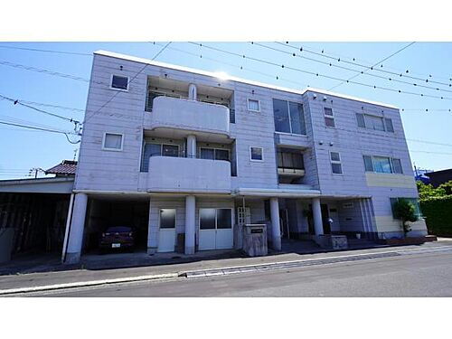 メゾンサカエ 3階建