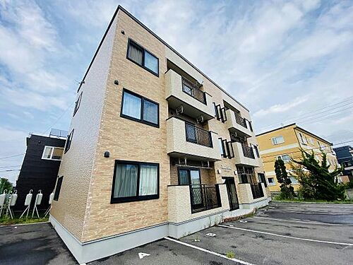 ＶｅｎｕｓＣｏｕｒｔ 3階建