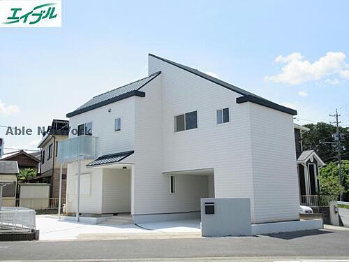 三重県津市長岡町 2階建 築38年1ヶ月
