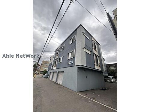 カルムプラッツ北円山 3階建