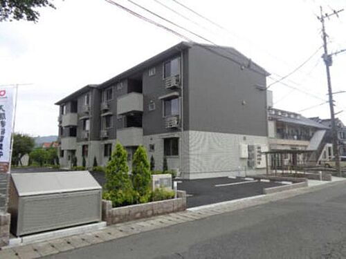 鹿児島県霧島市国分中央４丁目 3階建