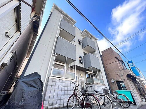大阪府堺市中区新家町 築11年3ヶ月 3階建