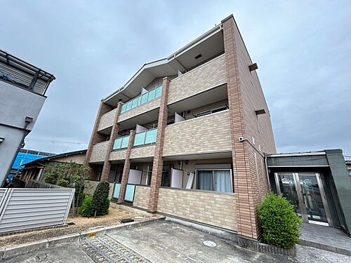 大阪府堺市西区草部 築16年 3階建