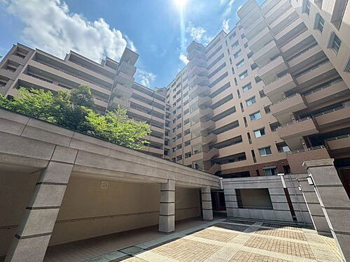 大阪府吹田市山田東３丁目 賃貸マンション