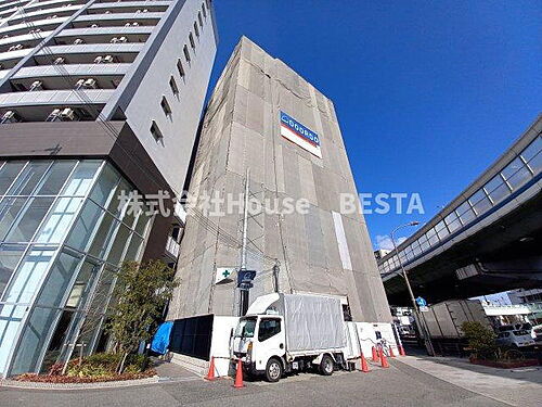 ＬＩＶＩＡＺ　ＫＯＢＥ　ＳＯＬＥＩＬ