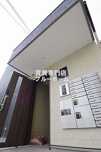 大阪府堺市堺区北庄町１丁 築1年5ヶ月 3階建