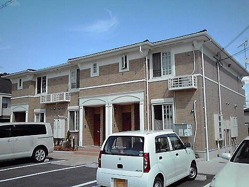 兵庫県たつの市龍野町日山 2階建 築18年3ヶ月