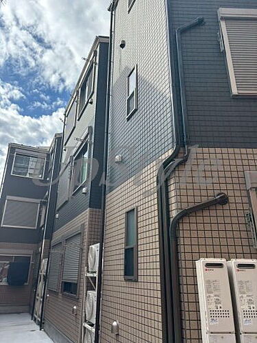 東京都足立区千住中居町 賃貸アパート