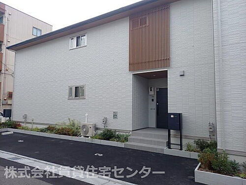 和歌山県和歌山市納定 2階建 