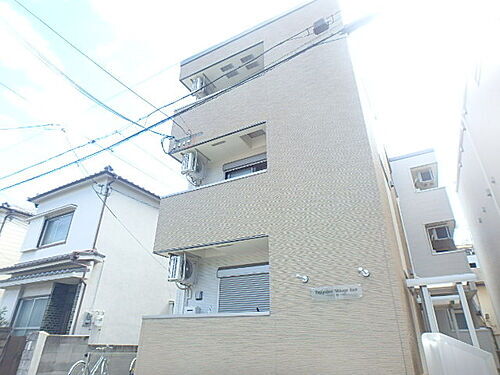 兵庫県神戸市東灘区御影本町８丁目 築11年9ヶ月 3階建