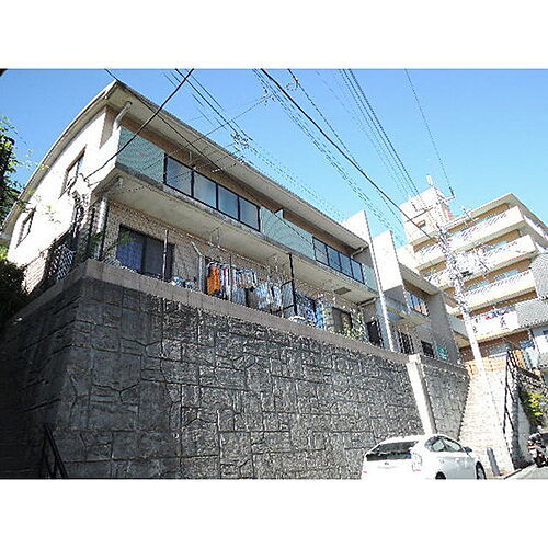 神奈川県横浜市南区別所４丁目 2階建