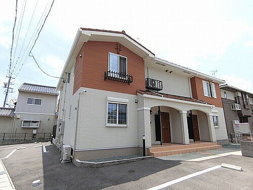 三重県津市藤方 賃貸アパート