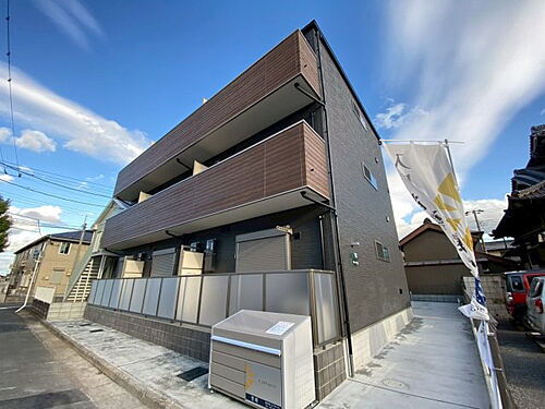 千葉県市原市五井中央西３丁目 3階建 