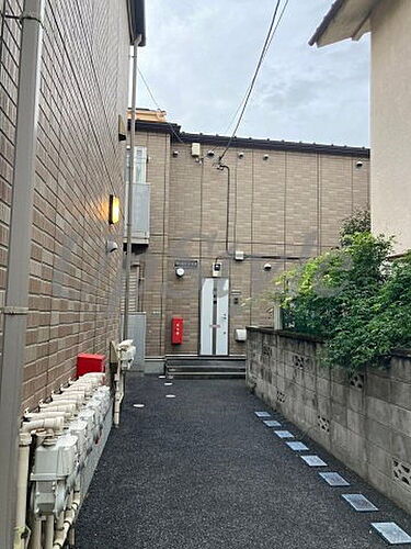 アールズコートＩＩ棟 2階建