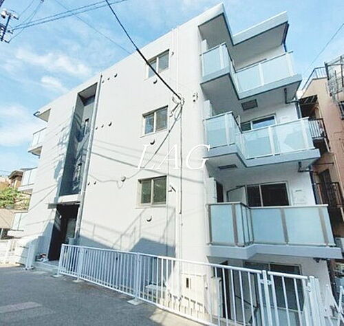 ドムス北千住 4階建