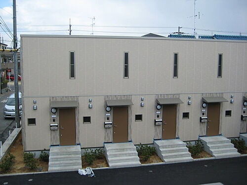 大阪府堺市堺区香ヶ丘町３丁 賃貸アパート