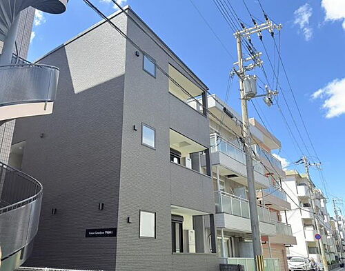 兵庫県神戸市東灘区深江本町１丁目  3階建