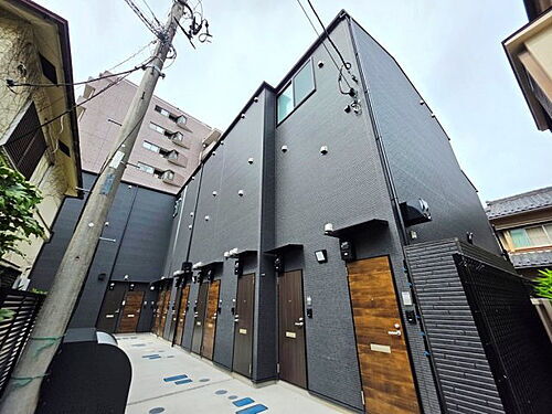東京都小金井市本町２丁目 3階建