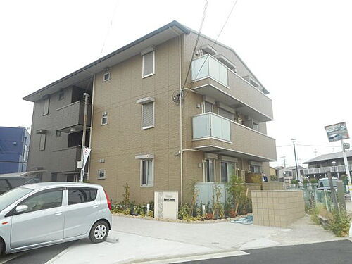 大阪府堺市西区上 築8年4ヶ月 3階建