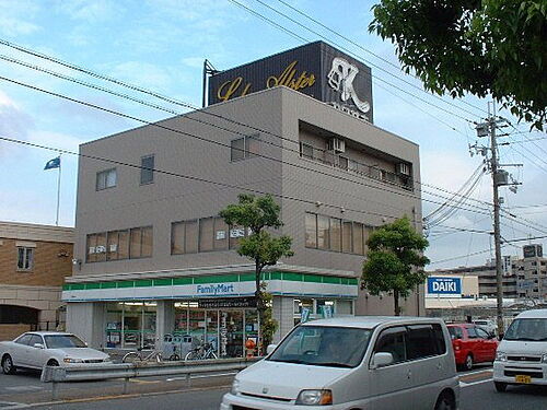 大阪府泉北郡忠岡町忠岡南１丁目 築21年9ヶ月 3階建