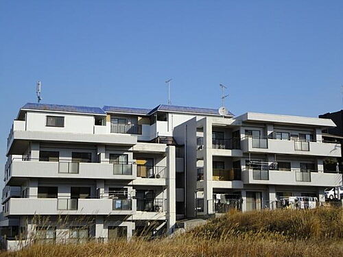 グランドメゾン大津和 3階建