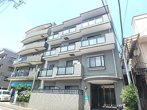東京都北区田端３丁目 4階建