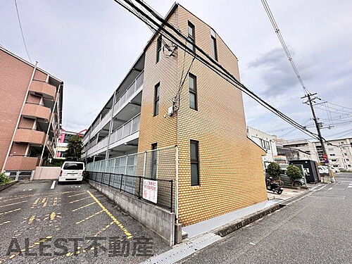 大阪府堺市中区深井沢町 3階建 築39年