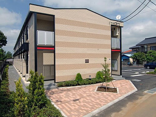 レオパレスセジュール 2階建