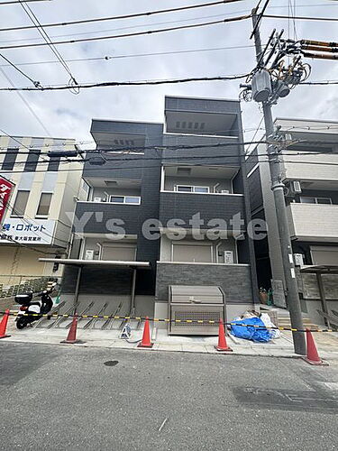 大阪府東大阪市長田西２丁目 築1年1ヶ月 3階建