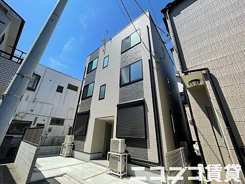 東京都江戸川区南小岩６丁目 3階建 築2年5ヶ月