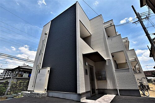 大阪府羽曳野市高鷲９丁目 築7年9ヶ月 2階建