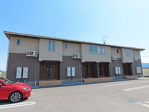 岐阜県大垣市長松町 2階建