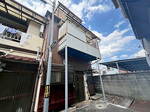 大阪府松原市天美西１丁目 築60年6ヶ月 2階建