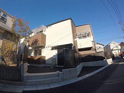 兵庫県宝塚市清荒神２丁目 賃貸アパート