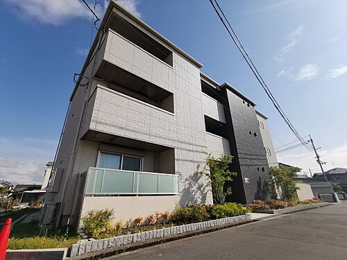 大阪府大阪狭山市半田５丁目 3階建 築5年11ヶ月