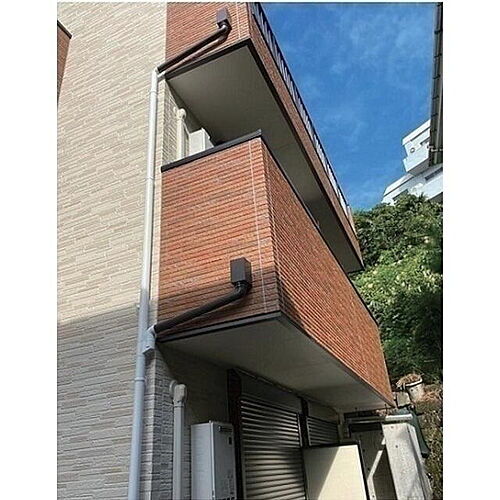 神奈川県横浜市中区元町５丁目 3階建 築5年3ヶ月