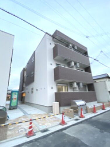 和歌山県和歌山市木広町２丁目 築4年2ヶ月 3階建