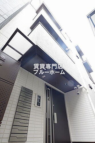 大阪府堺市北区北花田町１丁  3階建