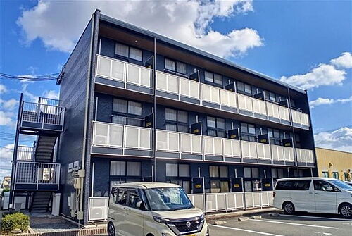 岡山県岡山市北区今８丁目 3階建