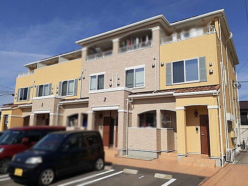 福岡県久留米市宮ノ陣４丁目 3階建 築10年7ヶ月