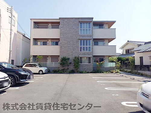 和歌山県和歌山市太田４丁目 賃貸マンション