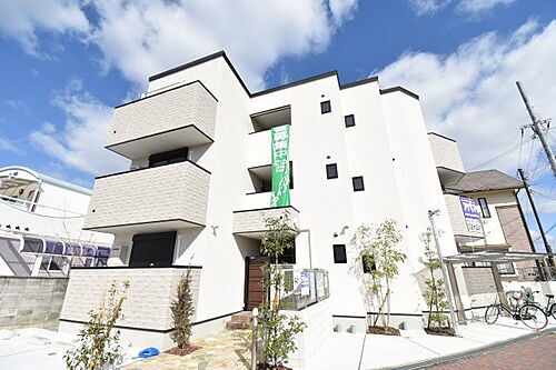 大阪府堺市西区上野芝町１丁 賃貸アパート
