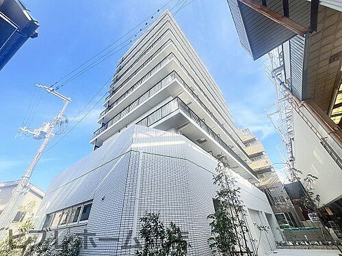 大阪府堺市西区鳳東町４丁 賃貸マンション